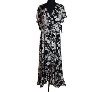 Luxology Black White Floral Maxi Dress 16